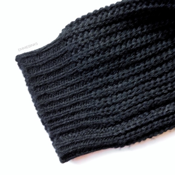 SAUCI New, NWOT, Black Choker Collar Sweater - Picture 5 of 8